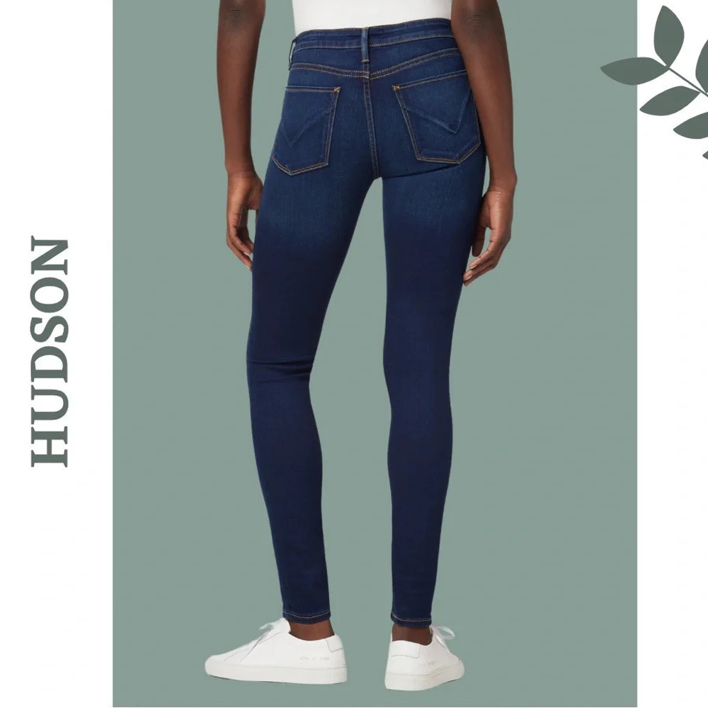 Hudson Jeans Krista Low-Rise Super
Skinny Jean Size 28 - Picture 2 of 9
